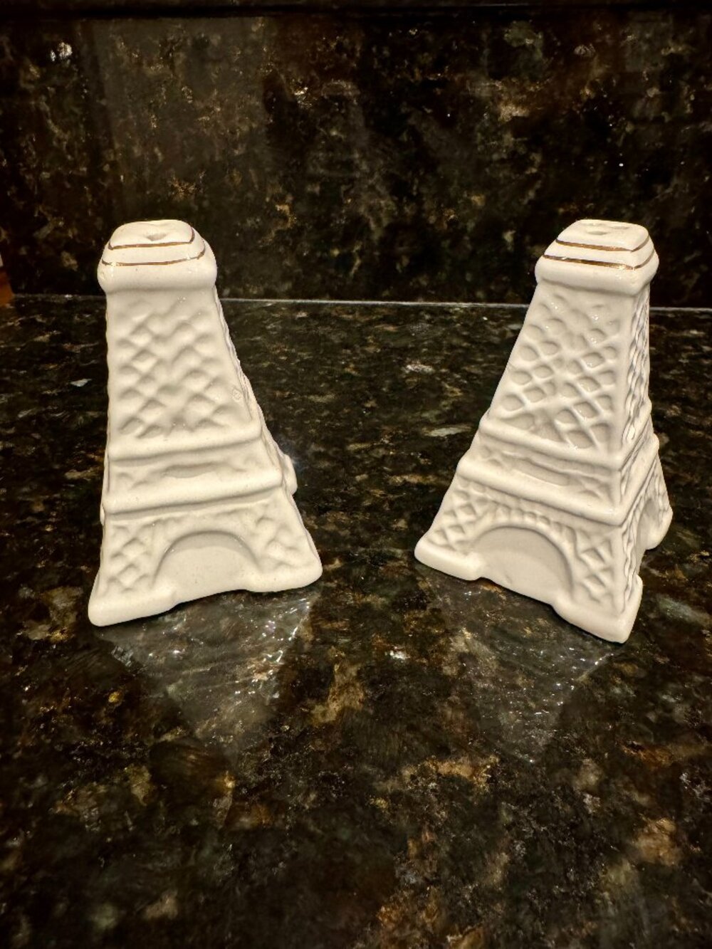 Eiffel Tower Salt and Pepper Shakers - New, never used